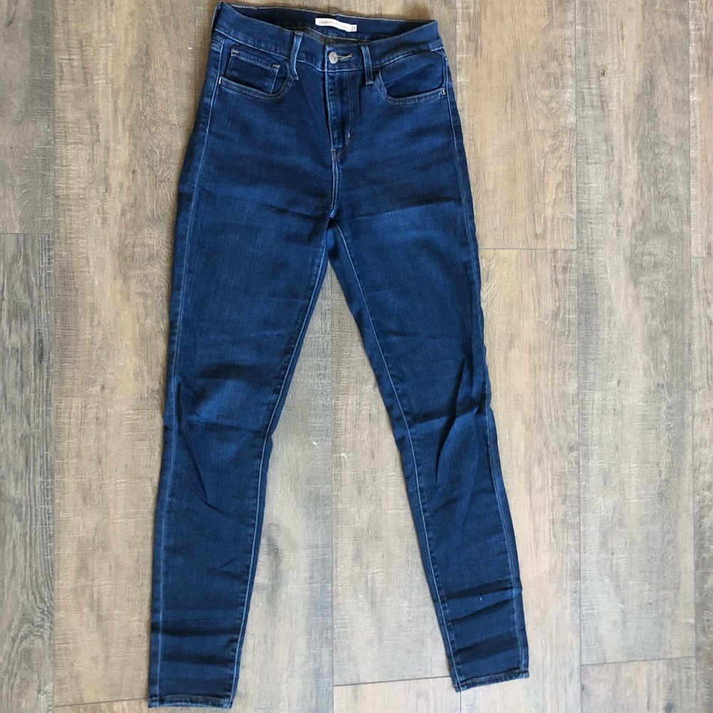 Levi’s 720 jeans
